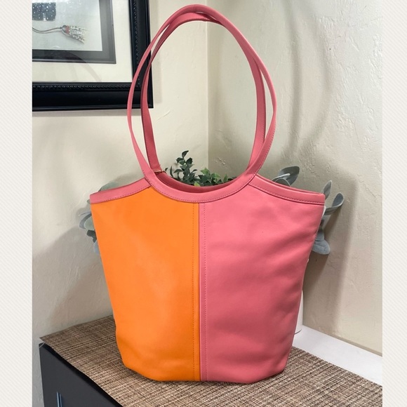 ❤️SOLD❤️NWT Coach Bea Tote in Colorblock Taffy, Orange, Multi C2594 - Picture 4 of 10
